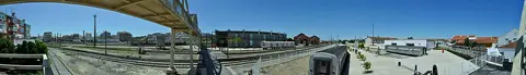 Vista panorâmica das linhas férreas e edifícios do Museu Nacional Ferroviário, no Entroncamento